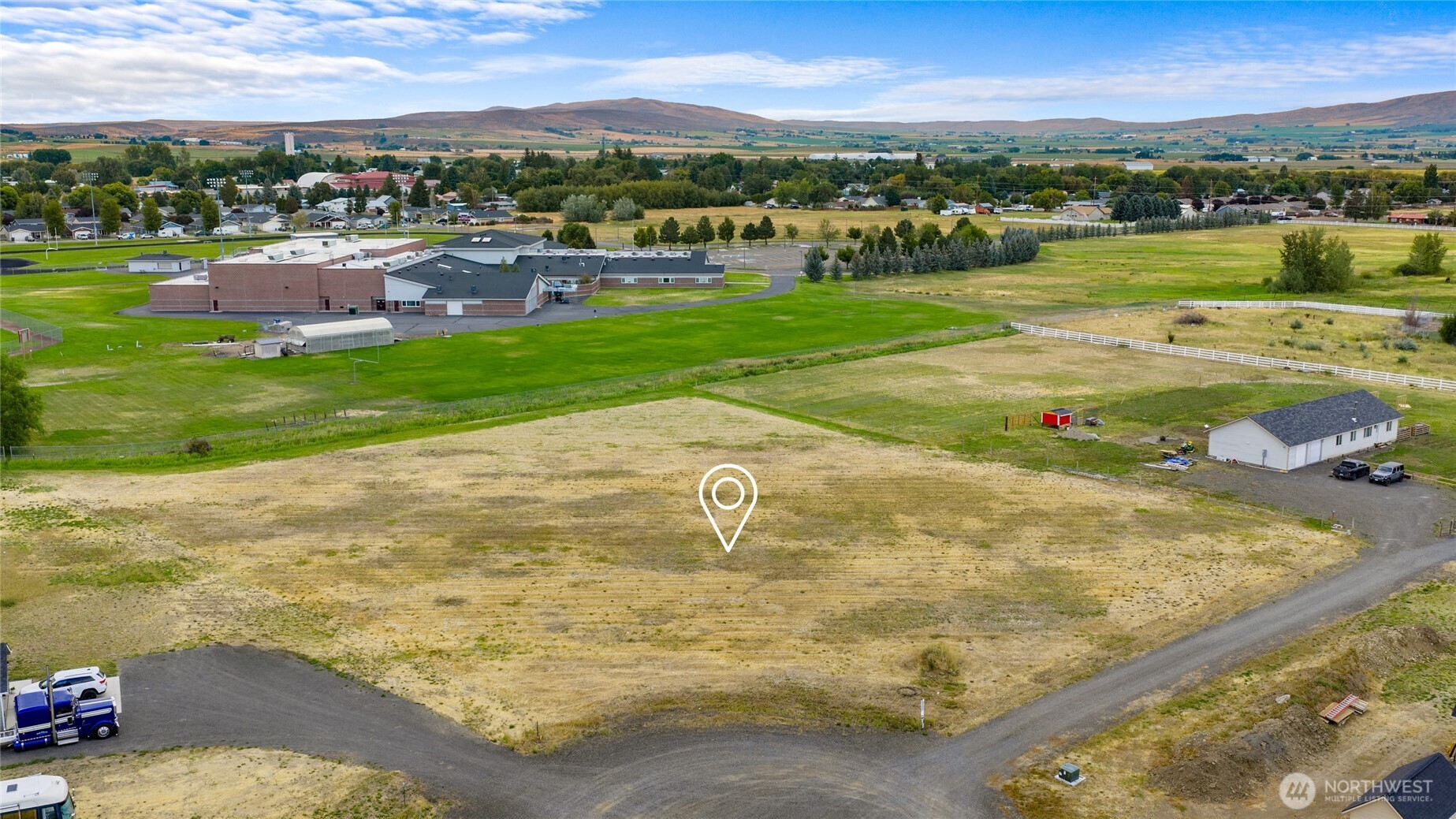 1-xx Fairview Road Ellensburg, WA 98926 - Photo 2 of 15 a view of a city