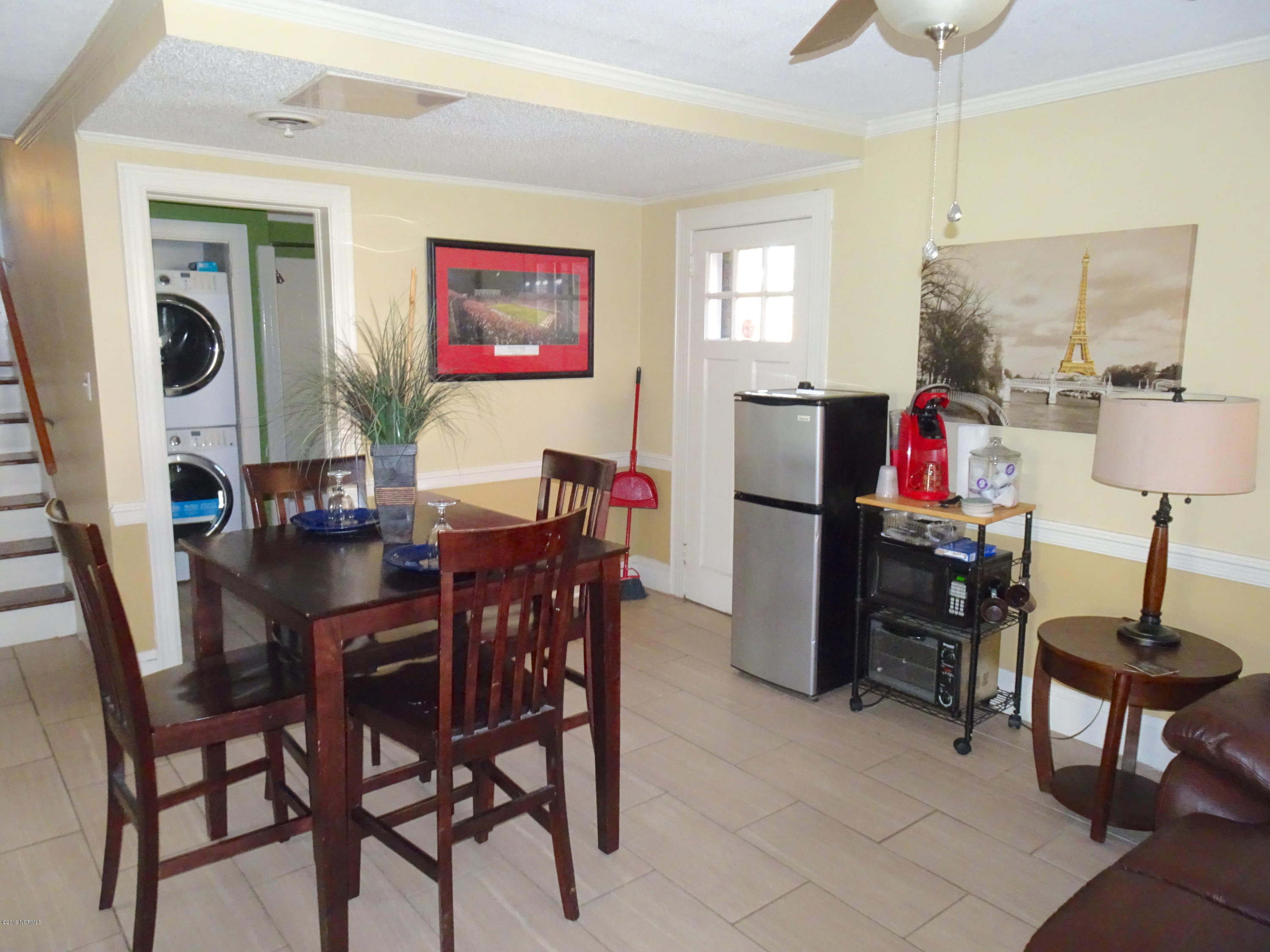 1106 West Rock Spring Road Greenville, NC 27858 - Photo 32 of 51 In Law Suite Dining