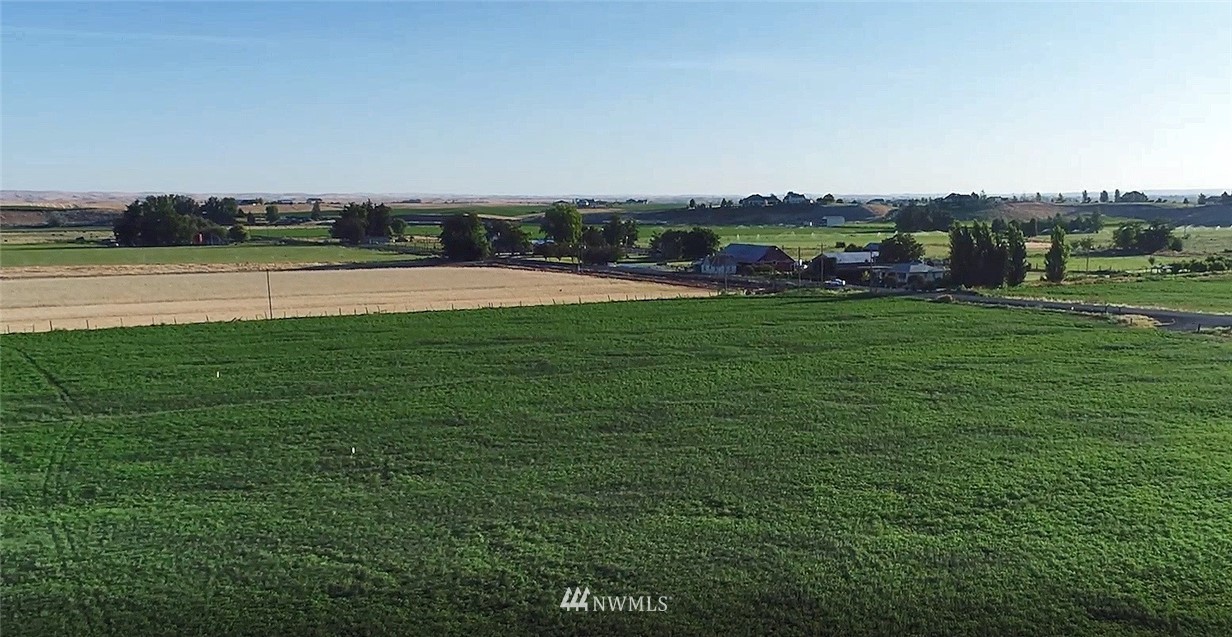 2 Locher Road Touchet, WA 99360 - Photo 4 of 11