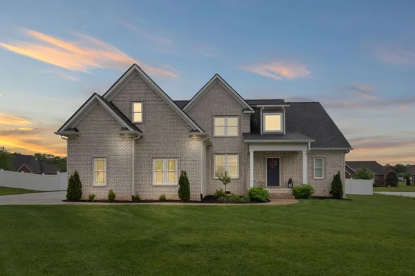 $639,900 | 108 Settlers Trace, Tullahoma, TN 37388