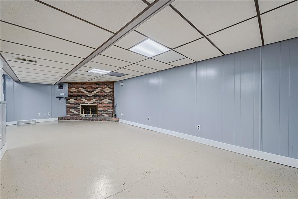 310 Longwood Drive Irwin, PA 15642 - Photo 21 of 25