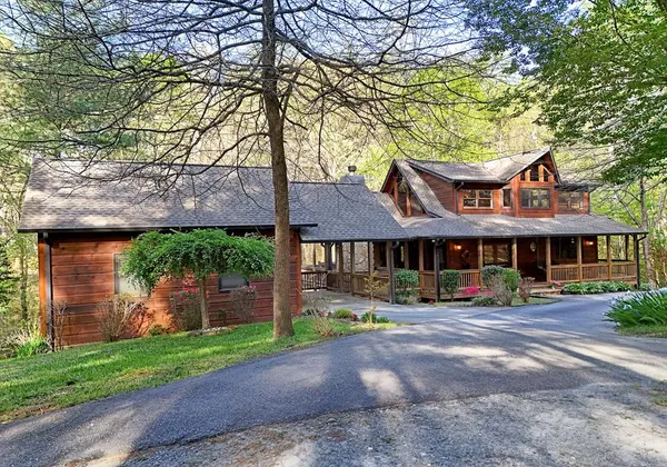 $623,000 | 139 Deer Trail, Mineral Bluff, GA 30559