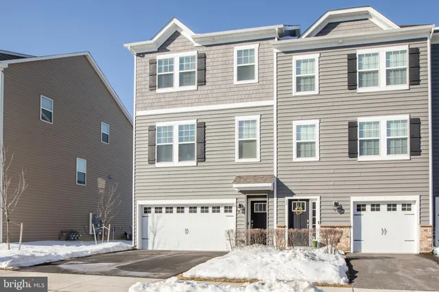 $519,900 | 54 Rome Way, Mount Laurel, NJ 08054