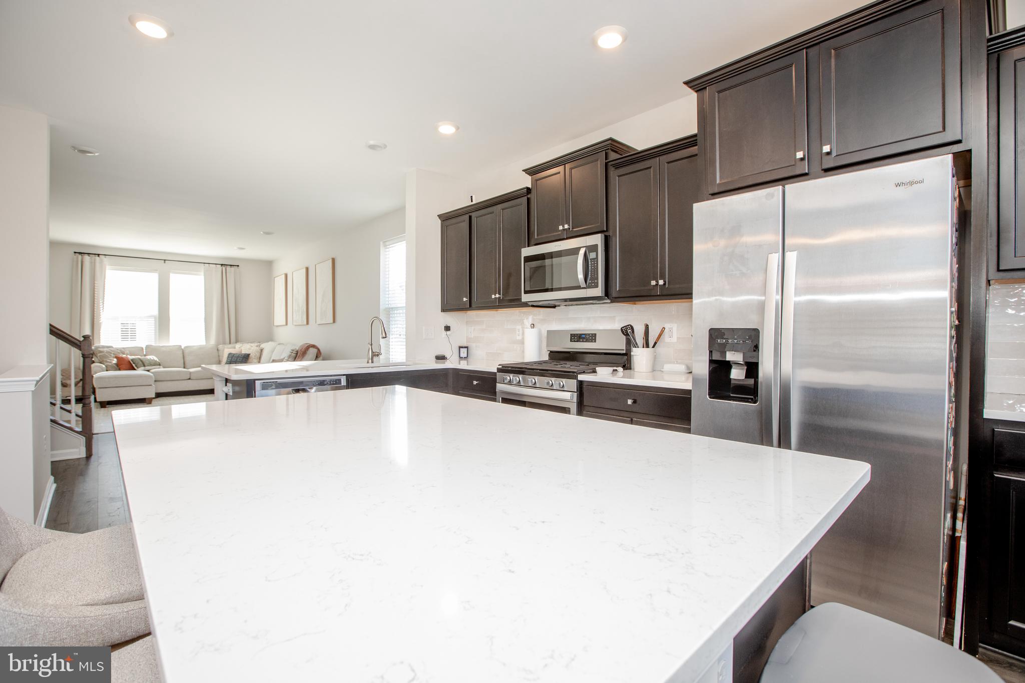 54 Rome Way Mount Laurel, NJ 08054 - Photo 8 of 29