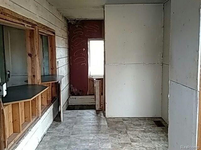 677 East 18 Road Mesick, MI 49668 - Photo 9 of 16