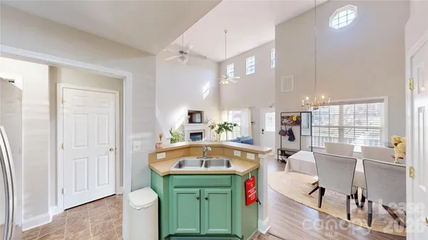 $2,000 | 447 Fawnbrook Lane, Gastonia, NC 28052