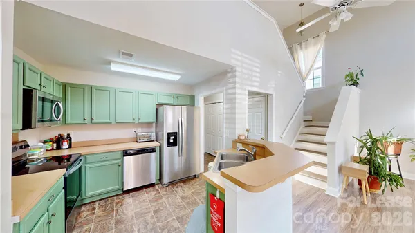 $2,000 | 447 Fawnbrook Lane, Gastonia, NC 28052