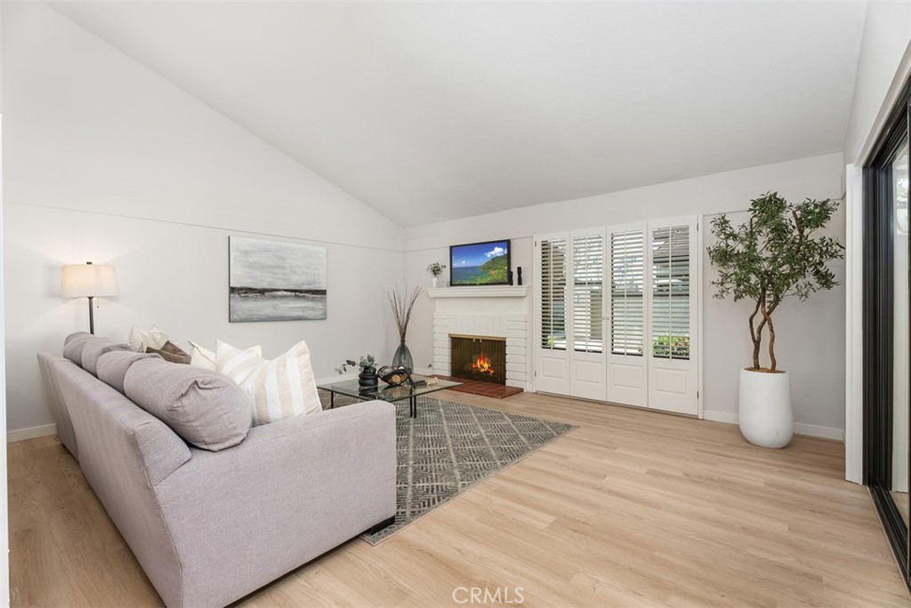 165 Old Ranch Road, Unit 3 Seal Beach, CA 90740 - Photo 7 of 31