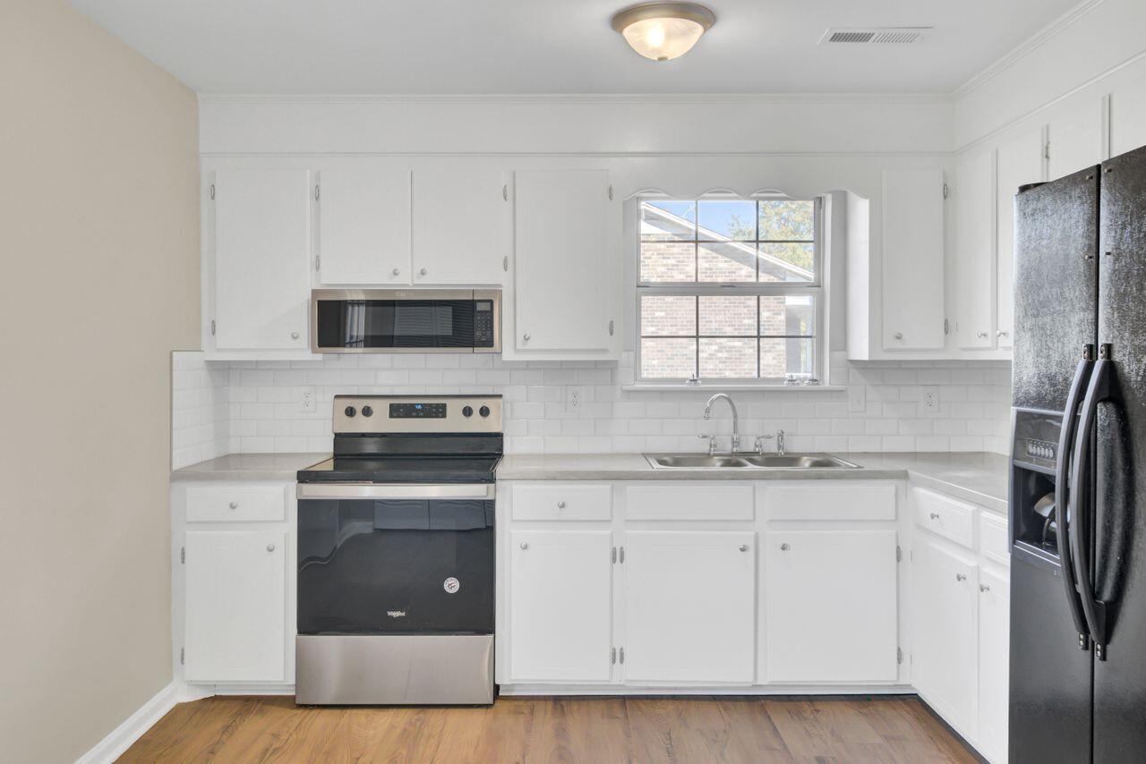 122 State Rd S-8-977 Moncks Corner, SC 29461 - Photo 11 of 28 122 Resinwood Rd (25)