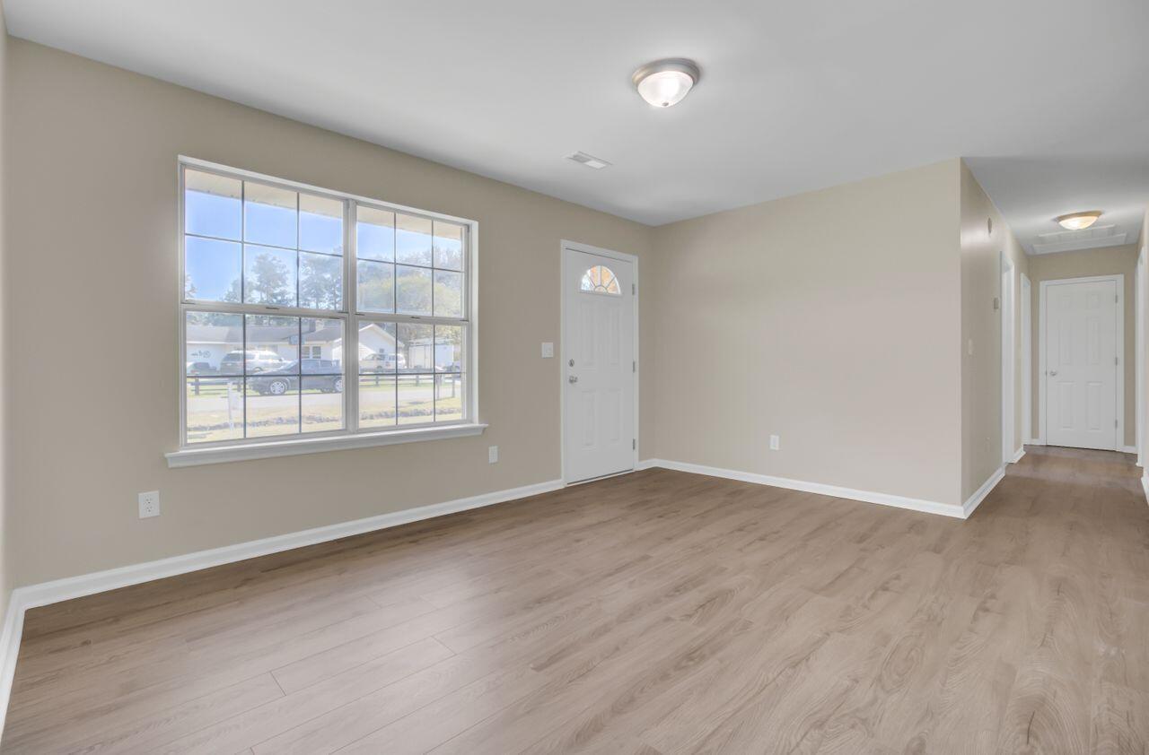 122 State Rd S-8-977 Moncks Corner, SC 29461 - Photo 6 of 28 122 Resinwood Rd (23)