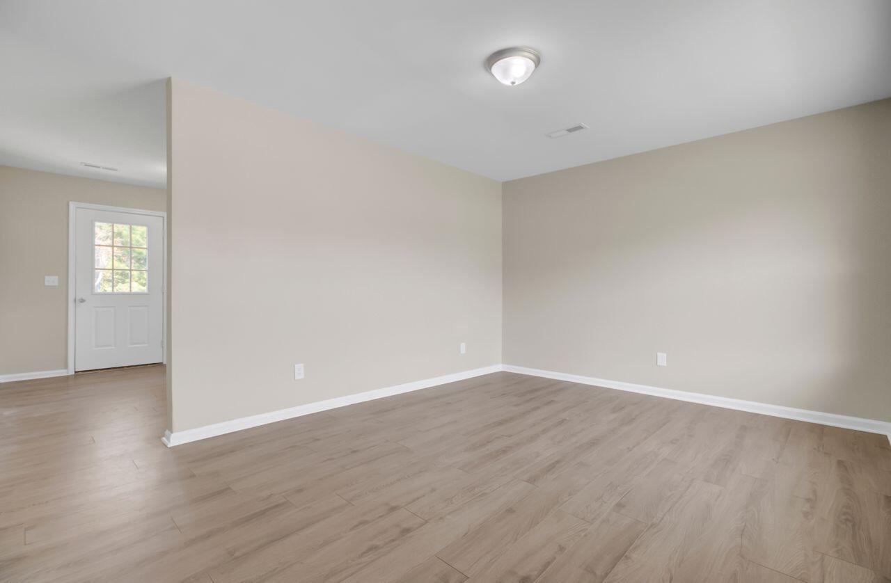 122 State Rd S-8-977 Moncks Corner, SC 29461 - Photo 7 of 28 122 Resinwood Rd (22)