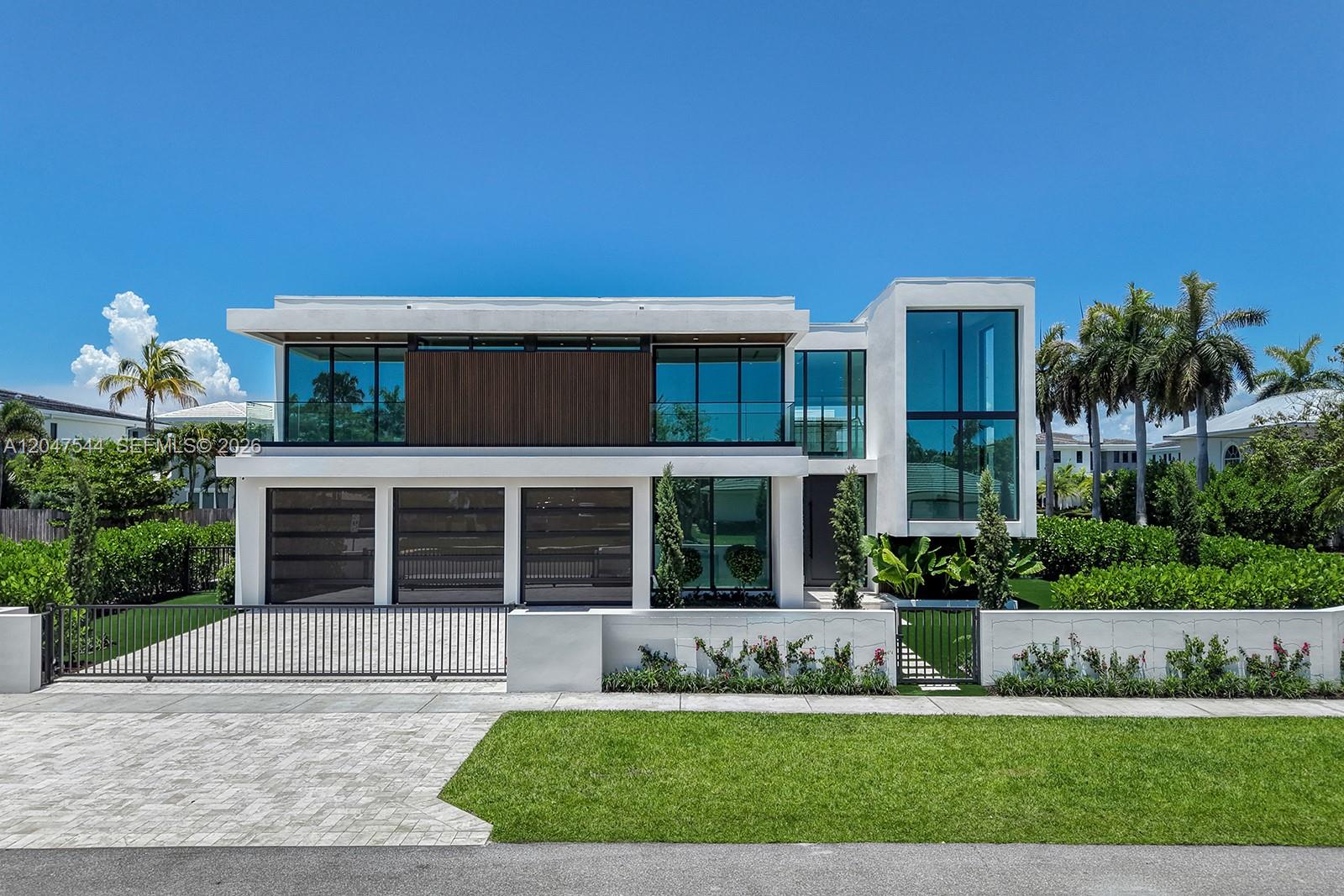 1099 Northeast 4th Avenue Boca Raton, FL 33432 - Photo 3 of 89