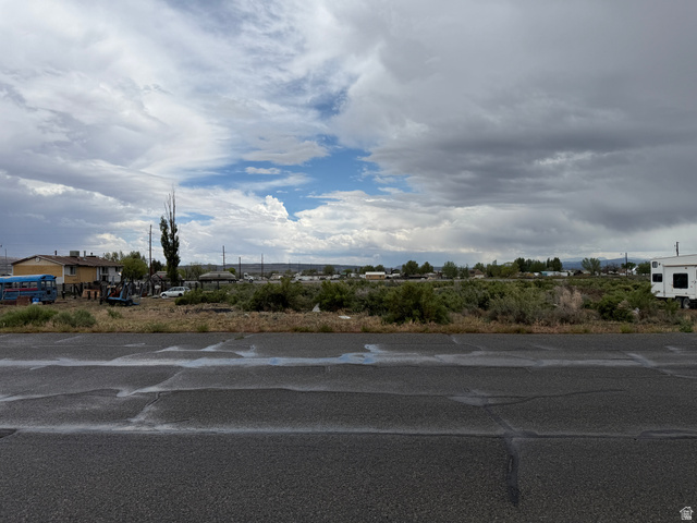 Undisclosed Address Emery, UT 84522 - Photo 4 of 4 Expansive undeveloped land featuring natural vegetation and flat topography