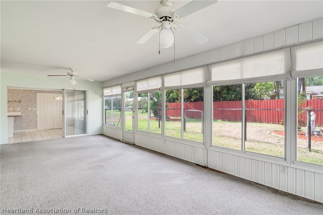 246 Tangerine Road Lake Placid, FL 33852 - Photo 18 of 36 a view of an empty room with windows