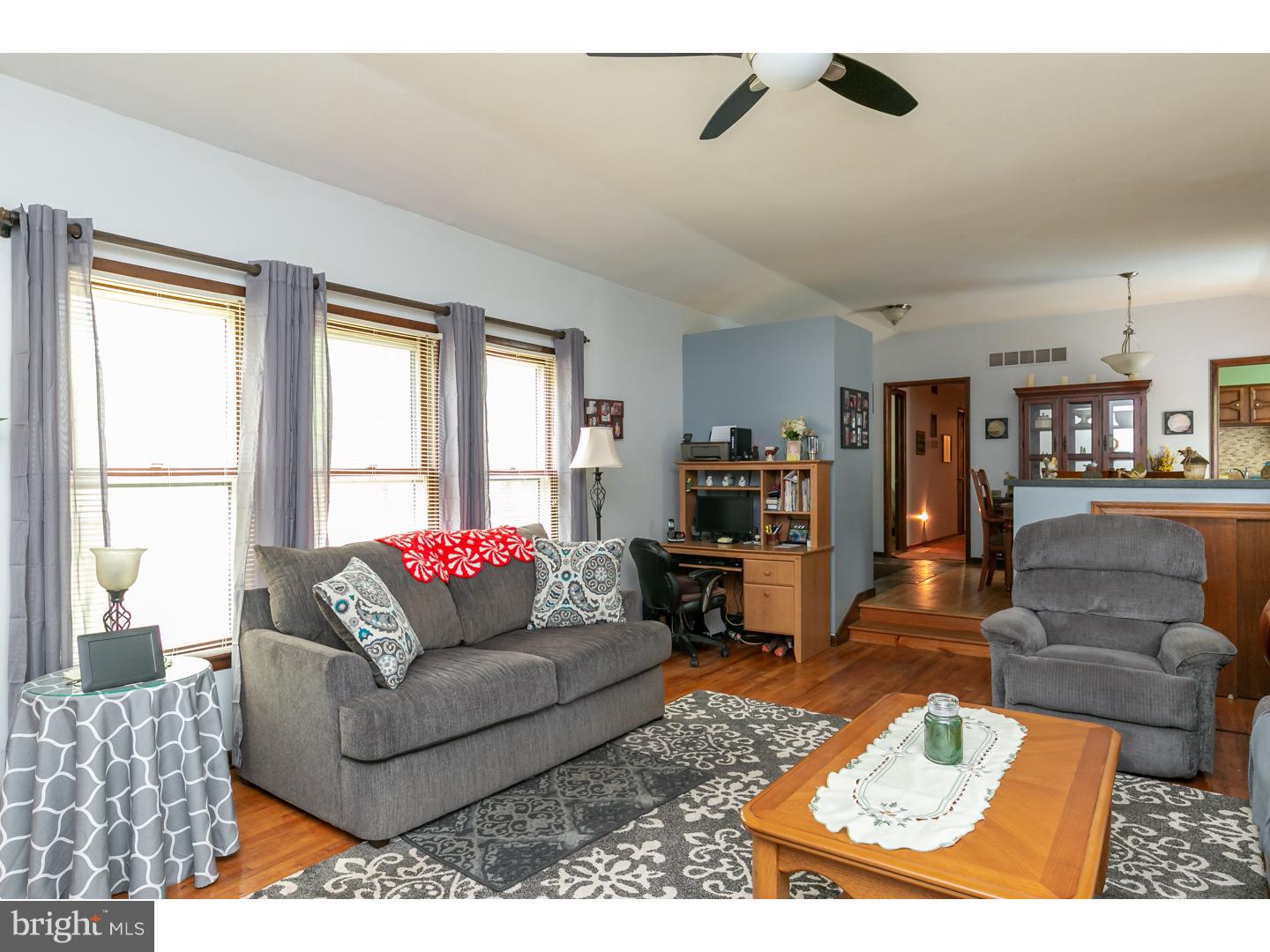 63 Avenue Road Vincentown, NJ 08088 - Photo 4 of 16 Living Room