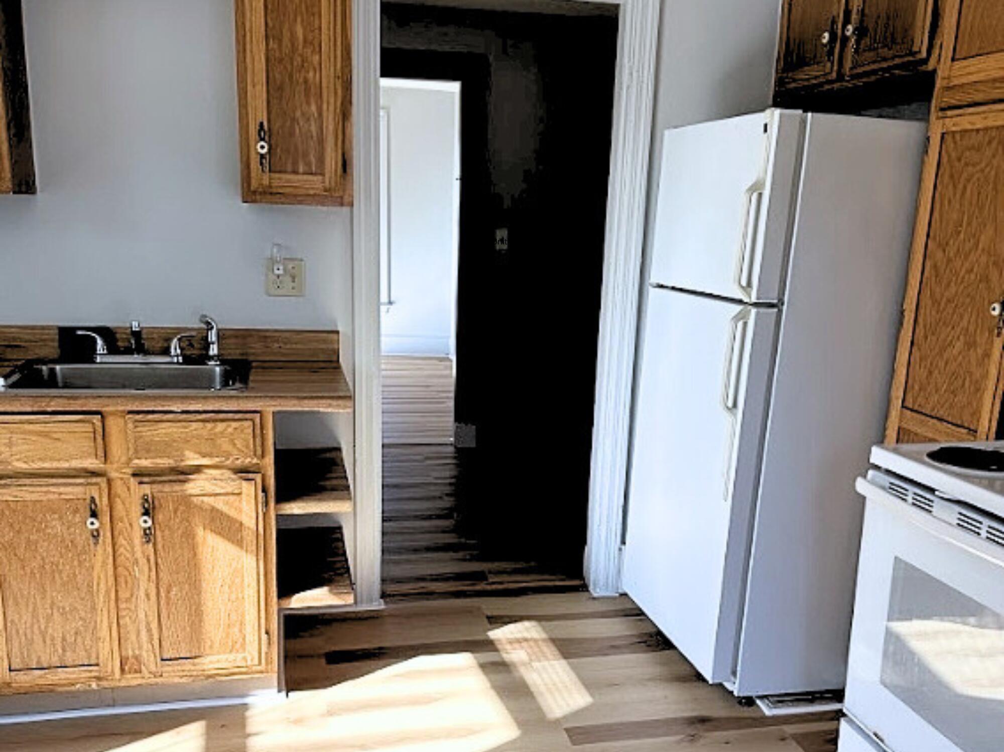 87 Hammond Road Westbrook, ME 04092 - Photo 16 of 38 2