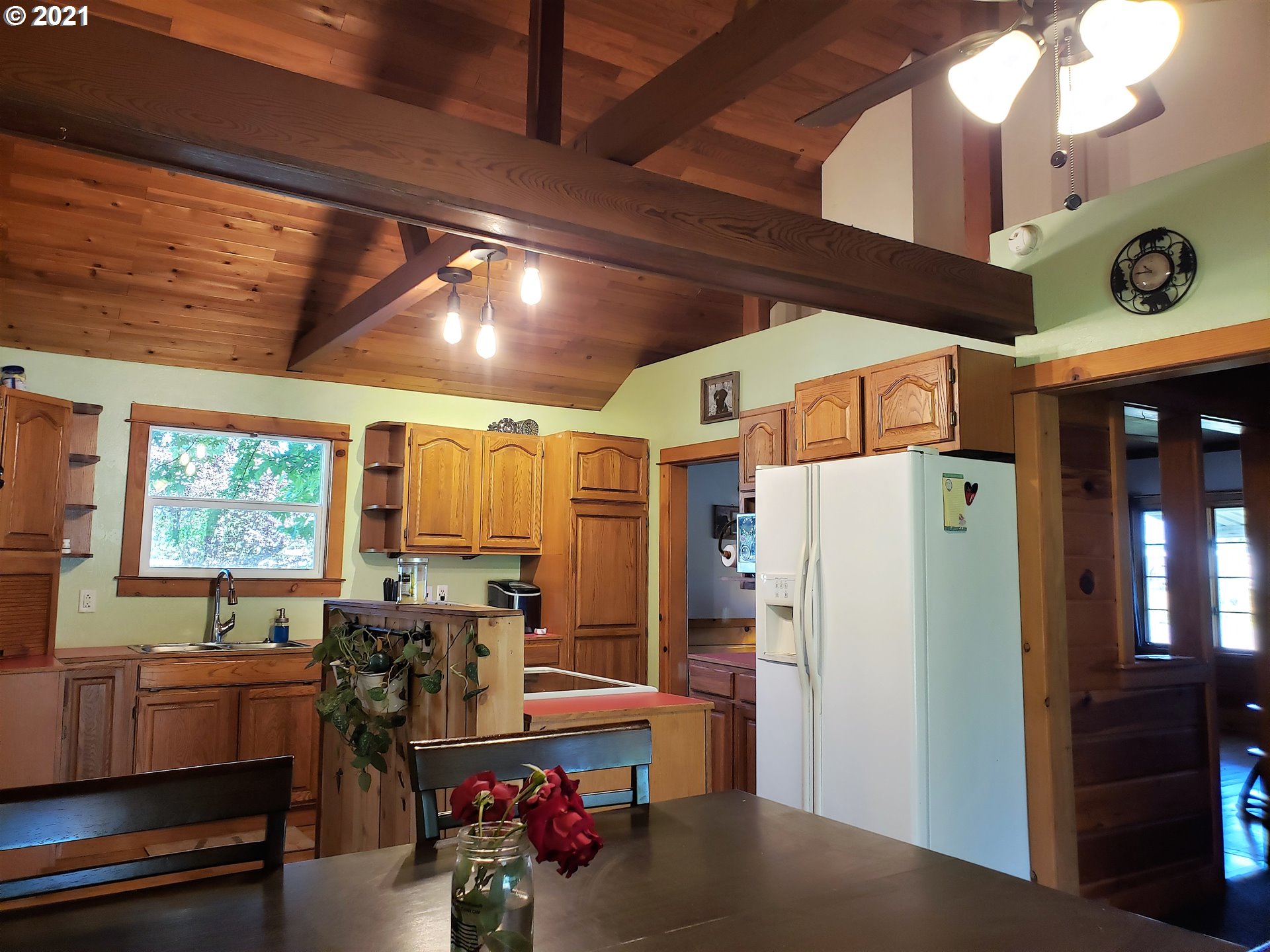 33761 Hampton Road Eugene, OR 97405 - Photo 12 of 32