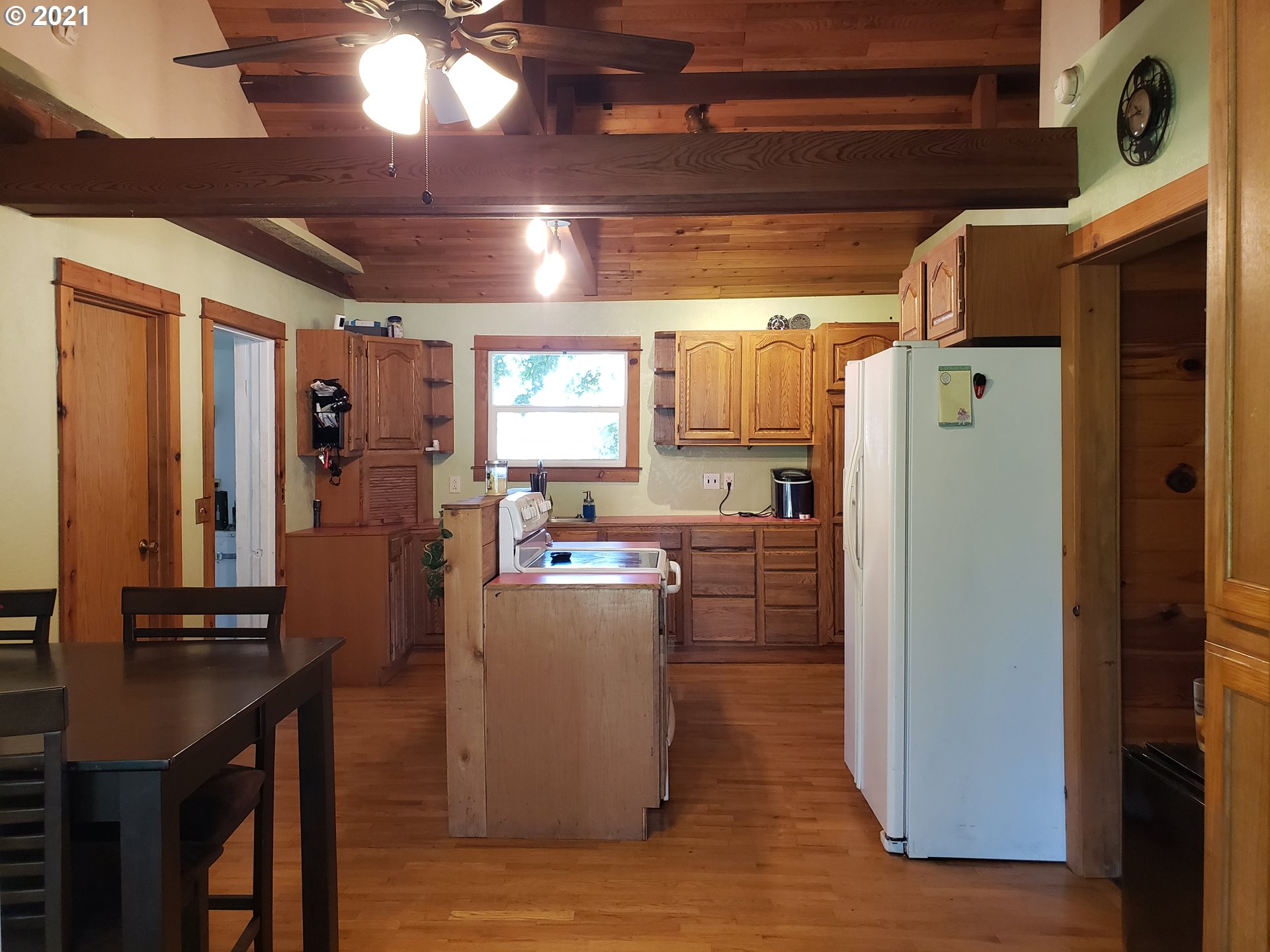 33761 Hampton Road Eugene, OR 97405 - Photo 13 of 32