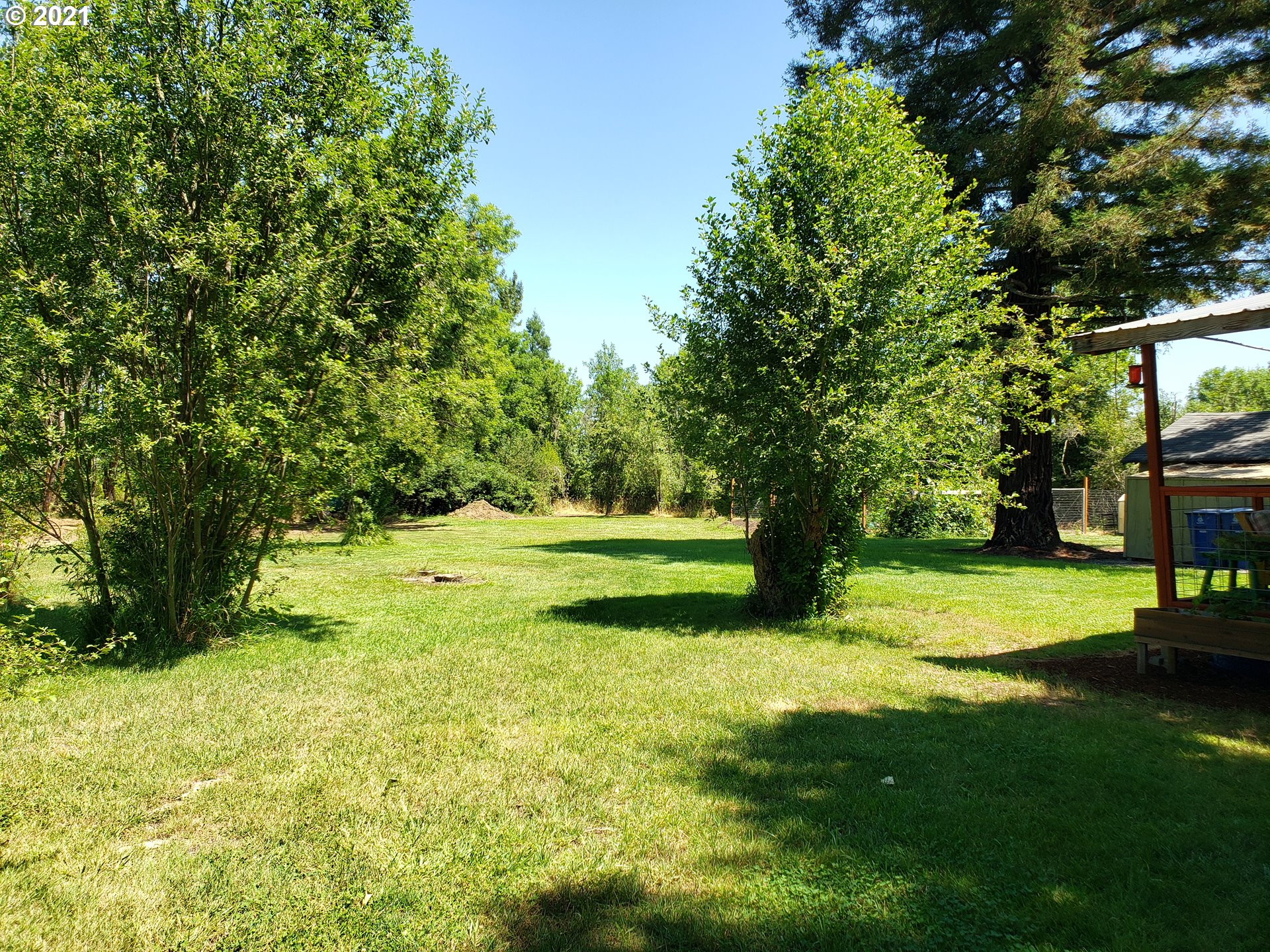 33761 Hampton Road Eugene, OR 97405 - Photo 23 of 32