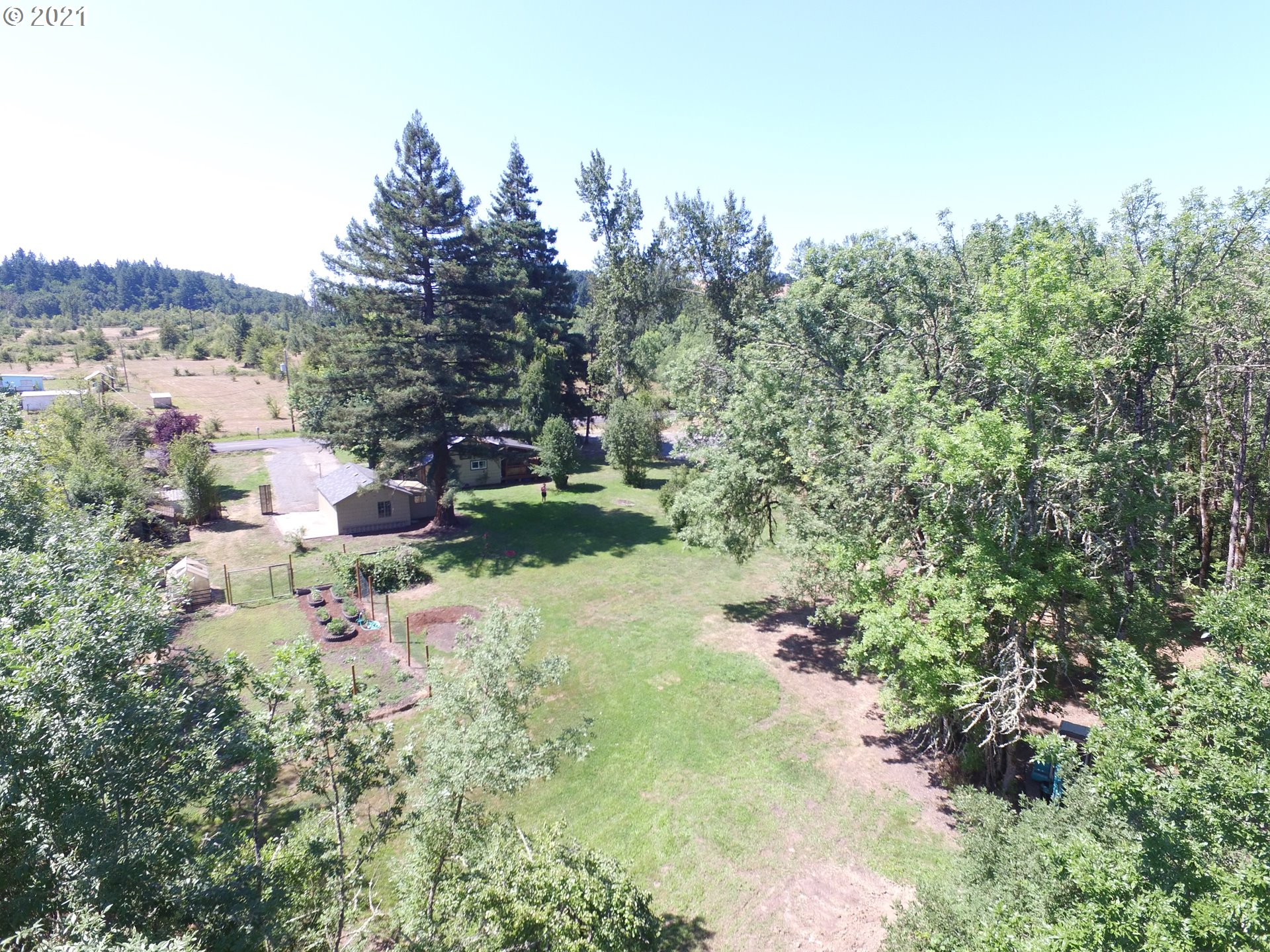 33761 Hampton Road Eugene, OR 97405 - Photo 30 of 32