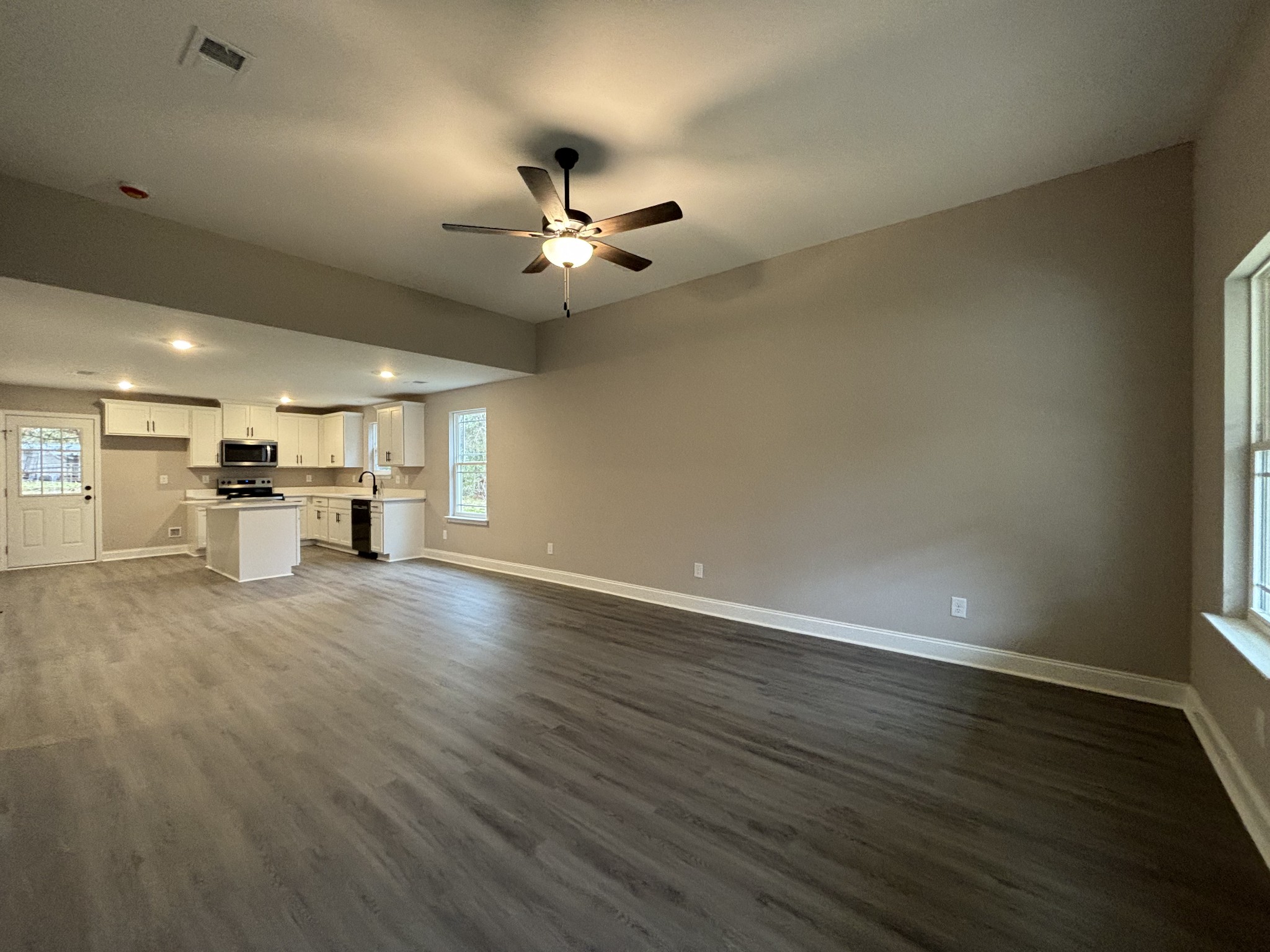 301 Durrett Street Springfield, TN 37172 - Photo 4 of 9 Gallery Image 4