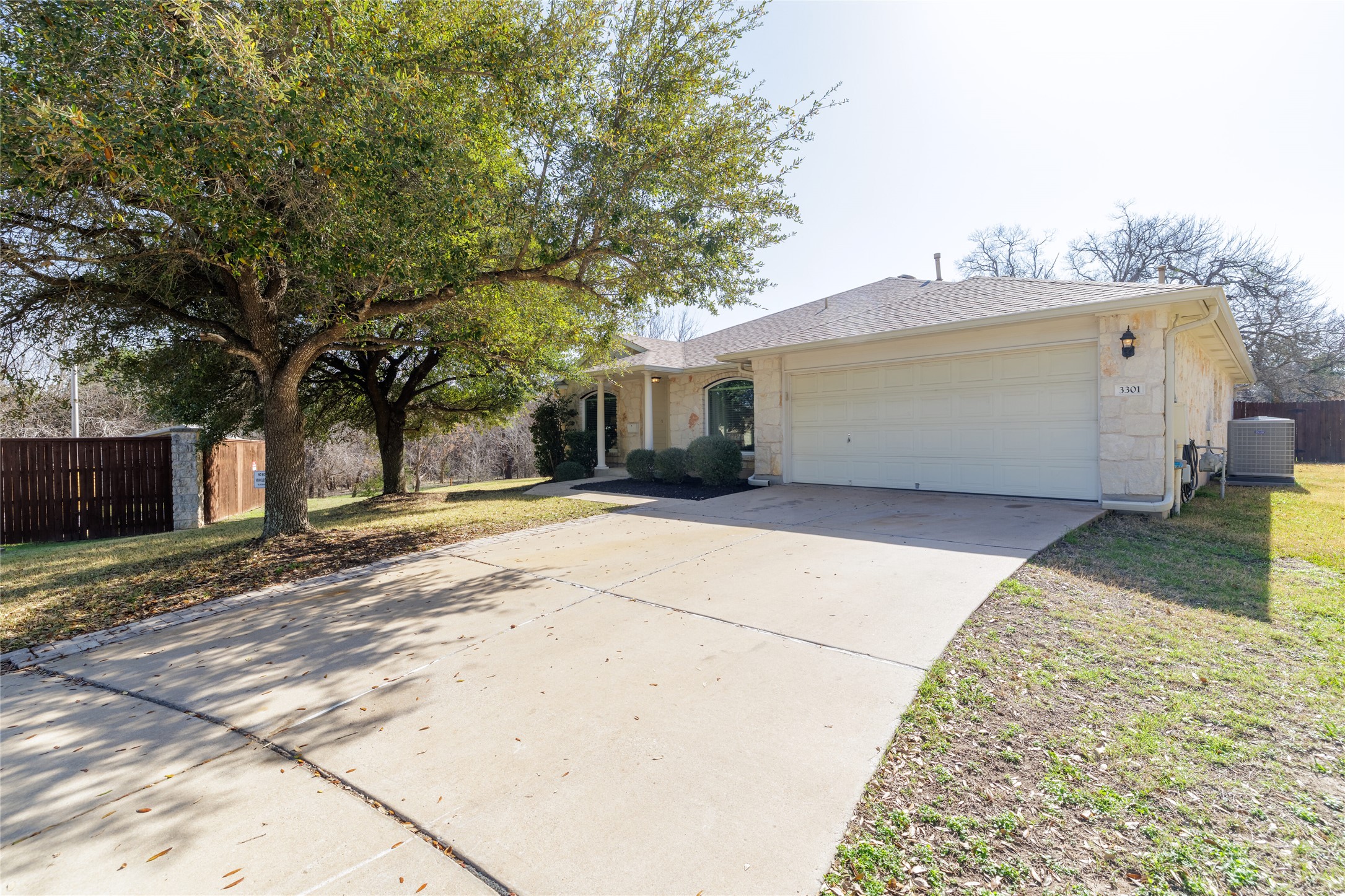 3301 Spumanti Lane Leander, TX 78641 - Photo 3 of 40