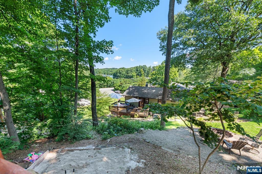 4 Glen Road Vernon, NJ 07422 - Photo 23 of 33 Gallery Image 23