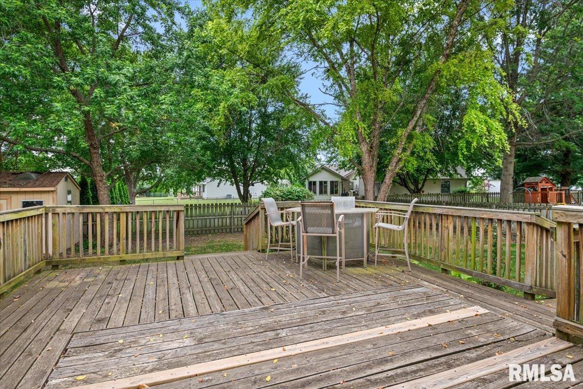 1216 Dani Lane Springfield, IL 62712 - Photo 30 of 32