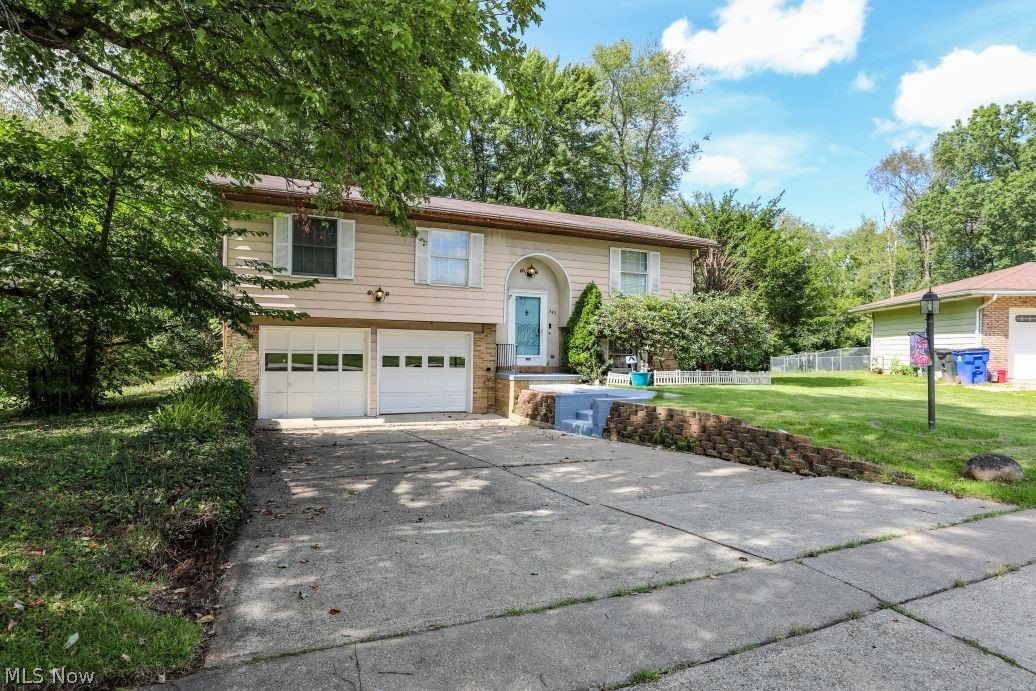 543 Brush Road Ravenna, OH 44266 - Photo 3 of 35 Gallery Image 3