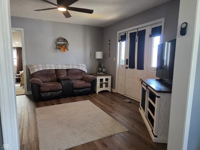 $219,500 | 110 South Conger Street, St. Paul, IN 47272