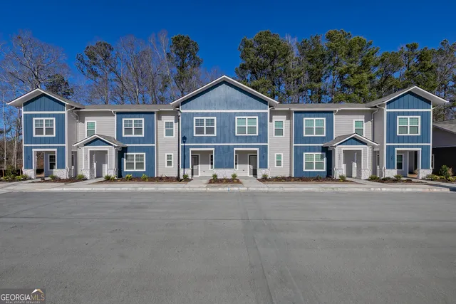 $199,900 | 233 Rooker Drive, LaGrange, GA 30241