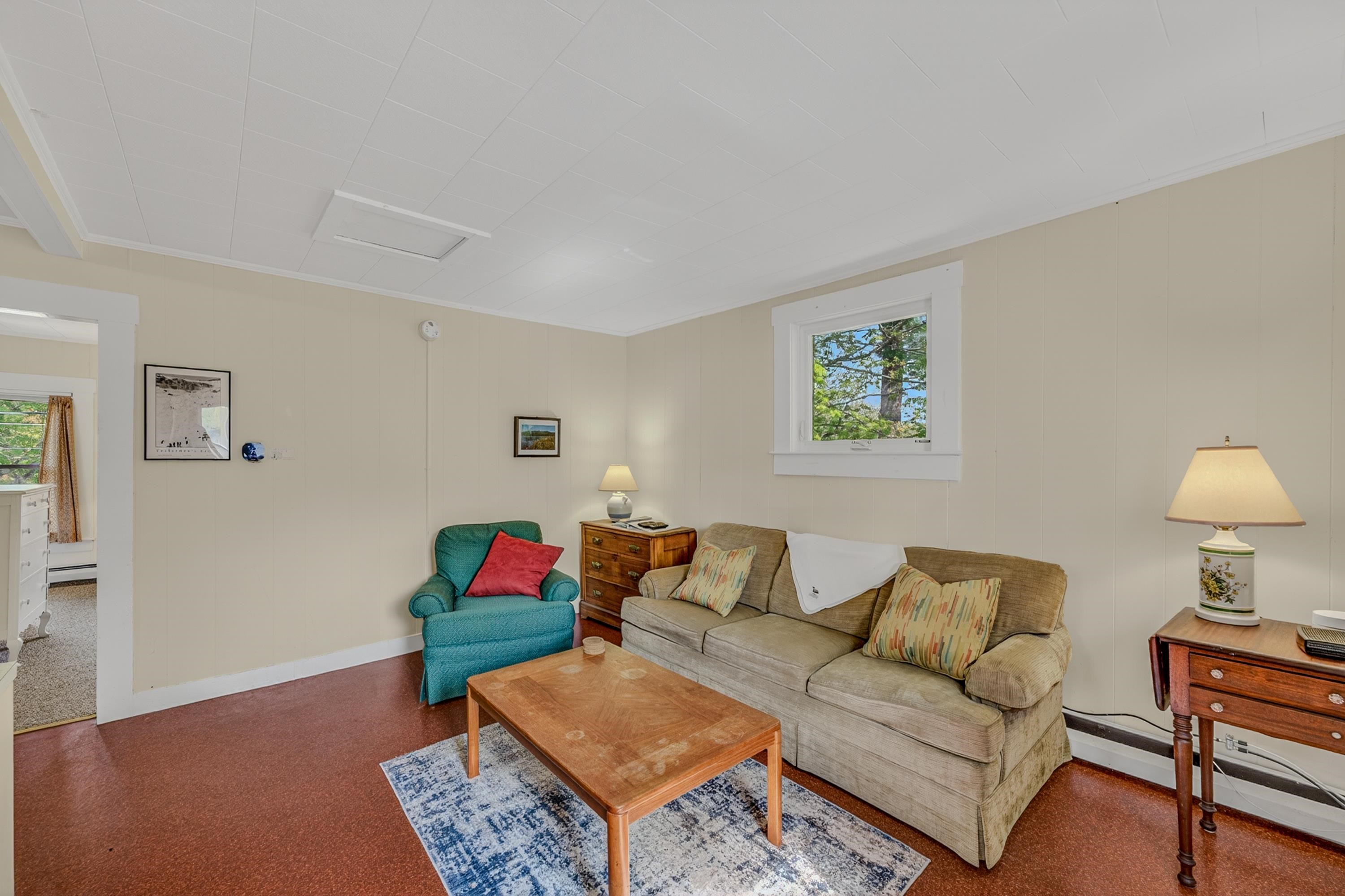 91 Meadow Street Bethlehem, NH 03574 - Photo 13 of 44
