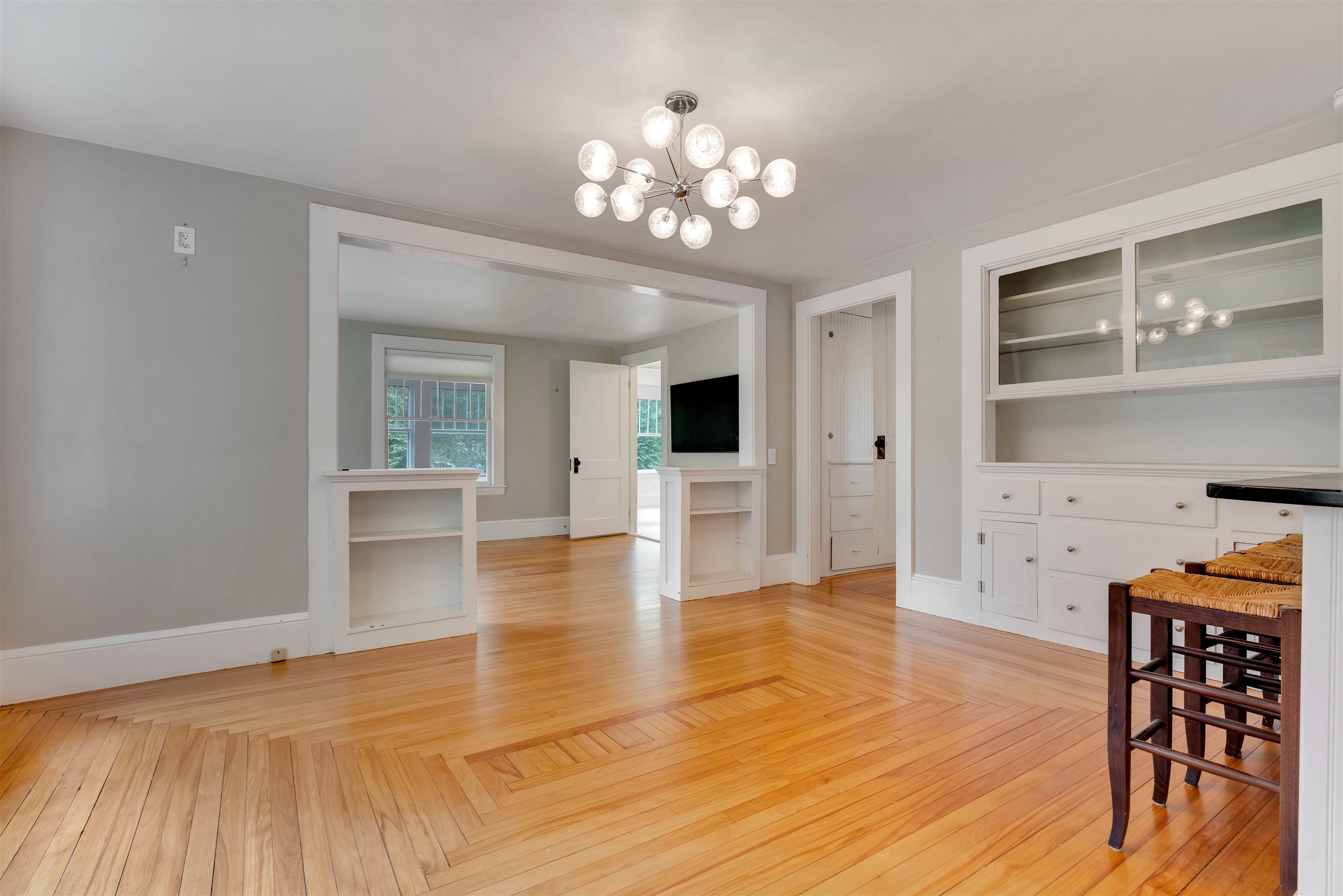 223 Mill Road Hampton, NH 03842 - Photo 13 of 59