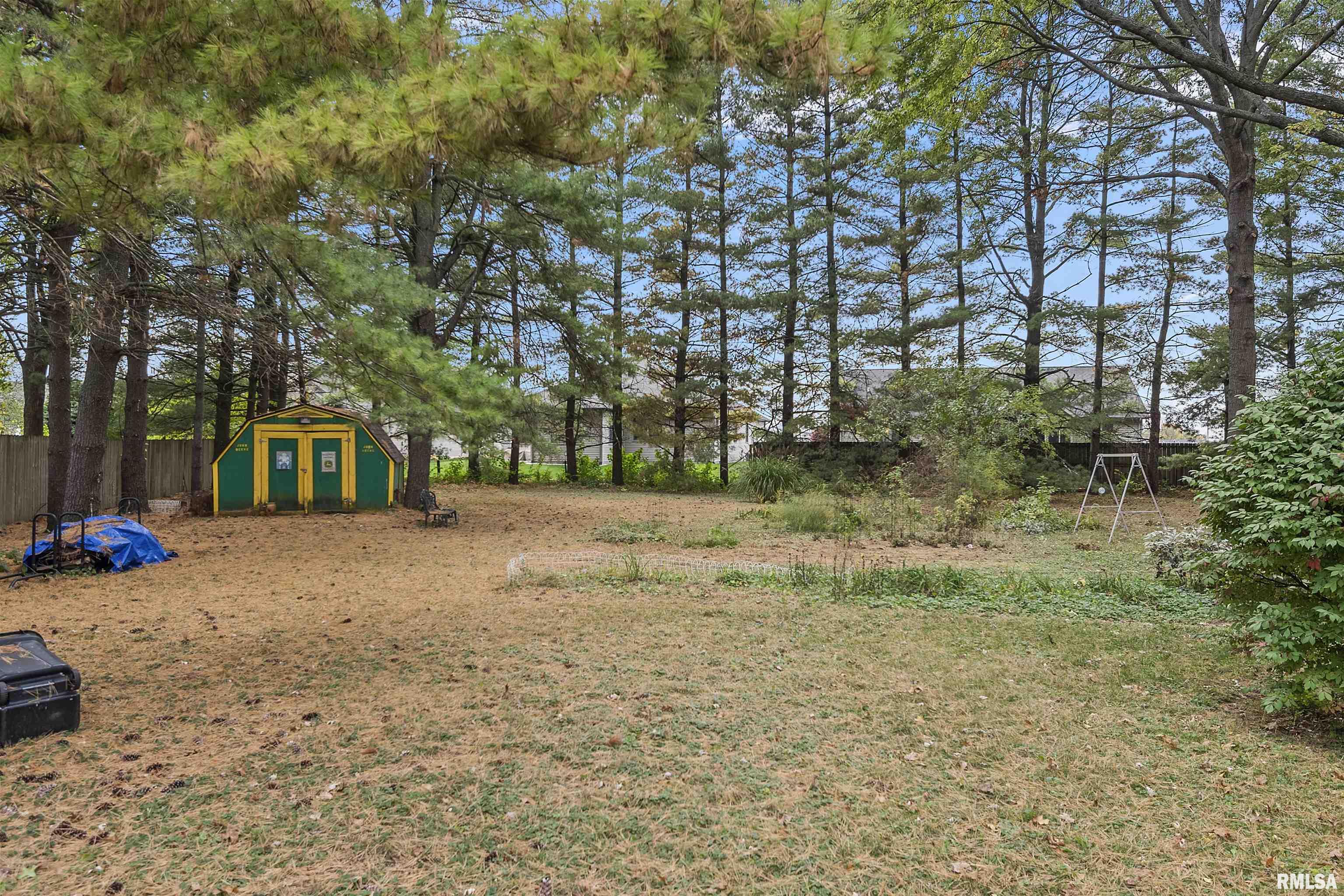 2221 West Rd Drive Springfield, IL 62711 - Photo 38 of 40