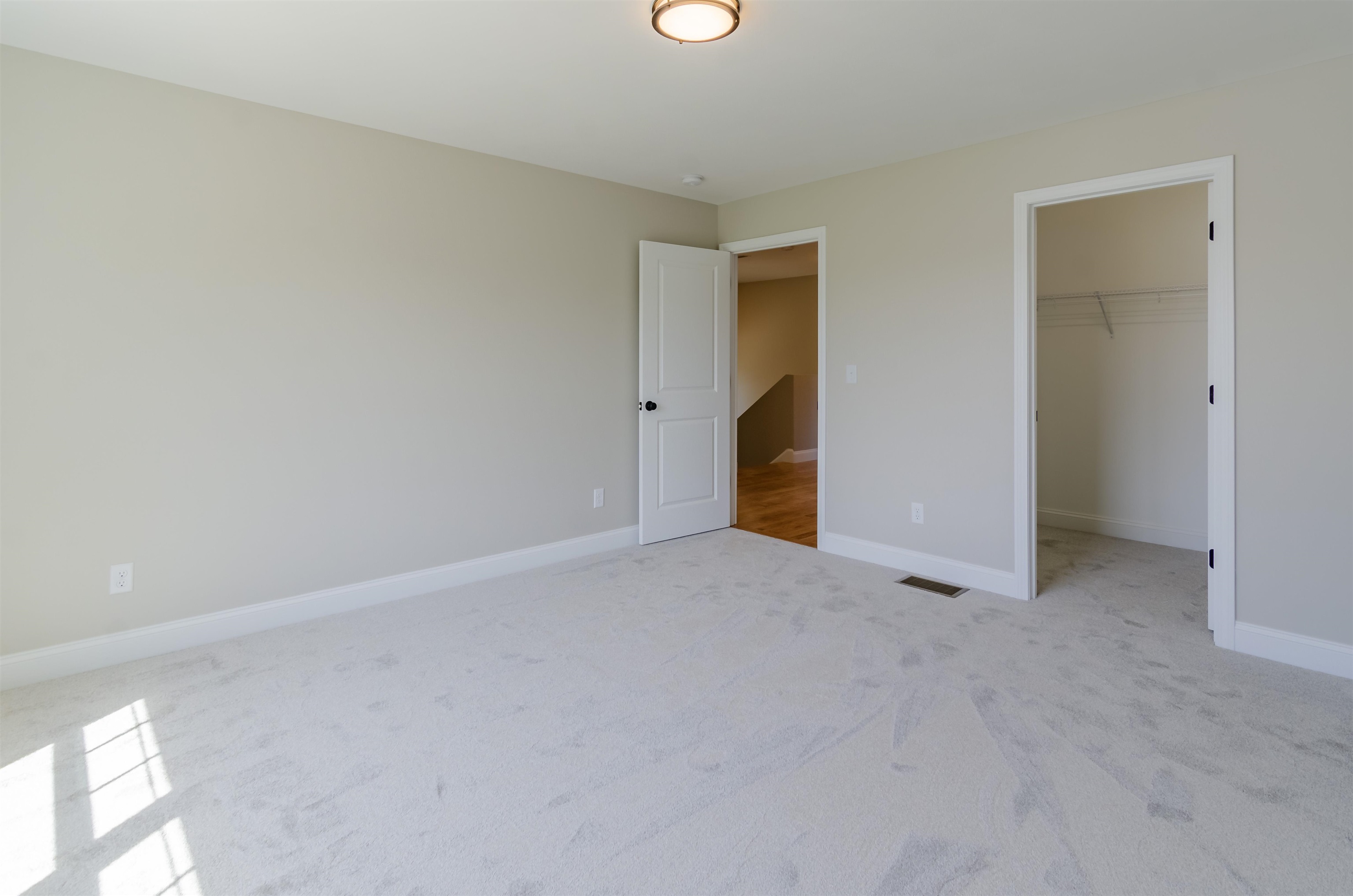 2 B Button Drive Londonderry, NH 03053 - Photo 13 of 19