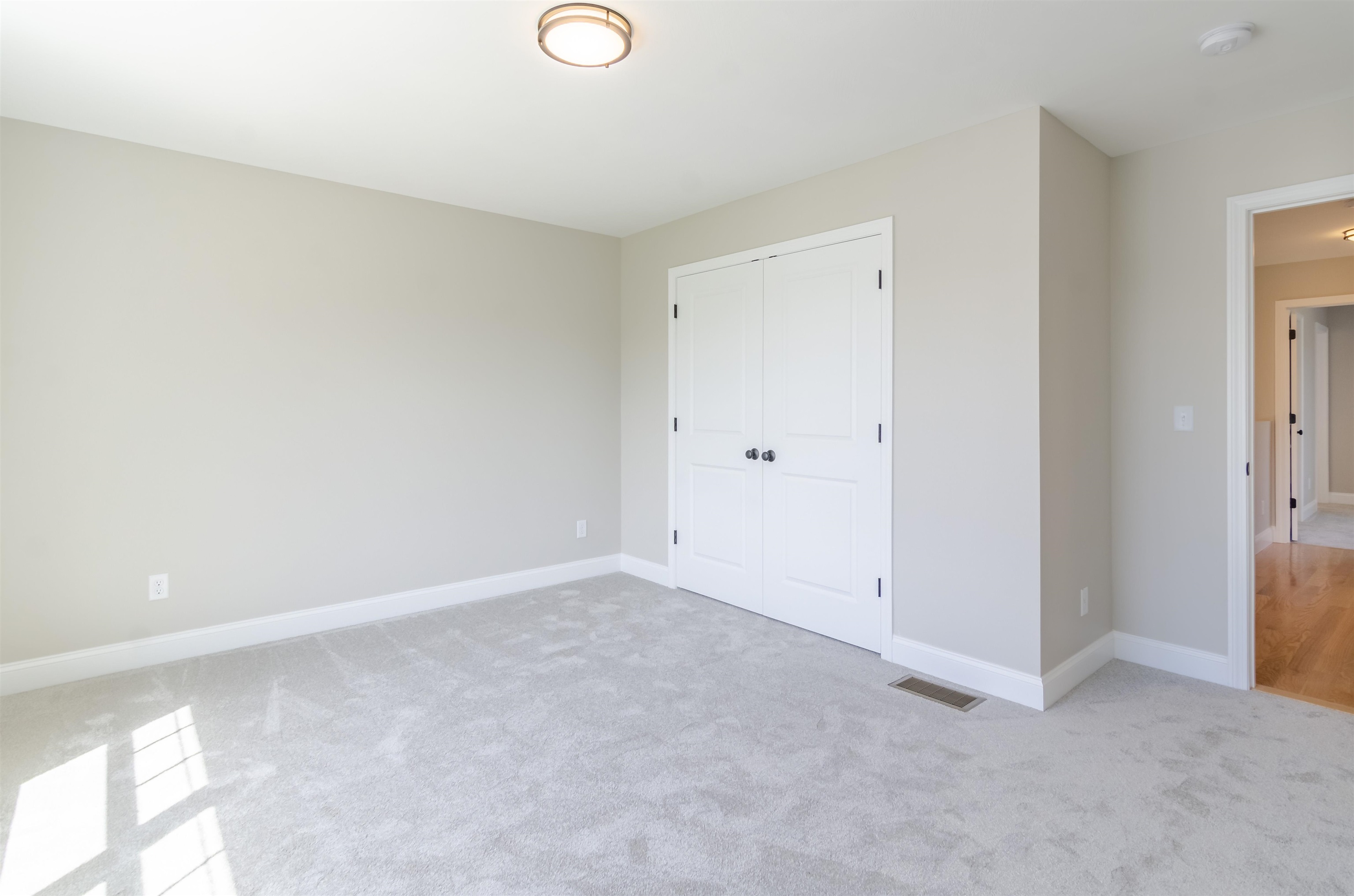 2 B Button Drive Londonderry, NH 03053 - Photo 14 of 19