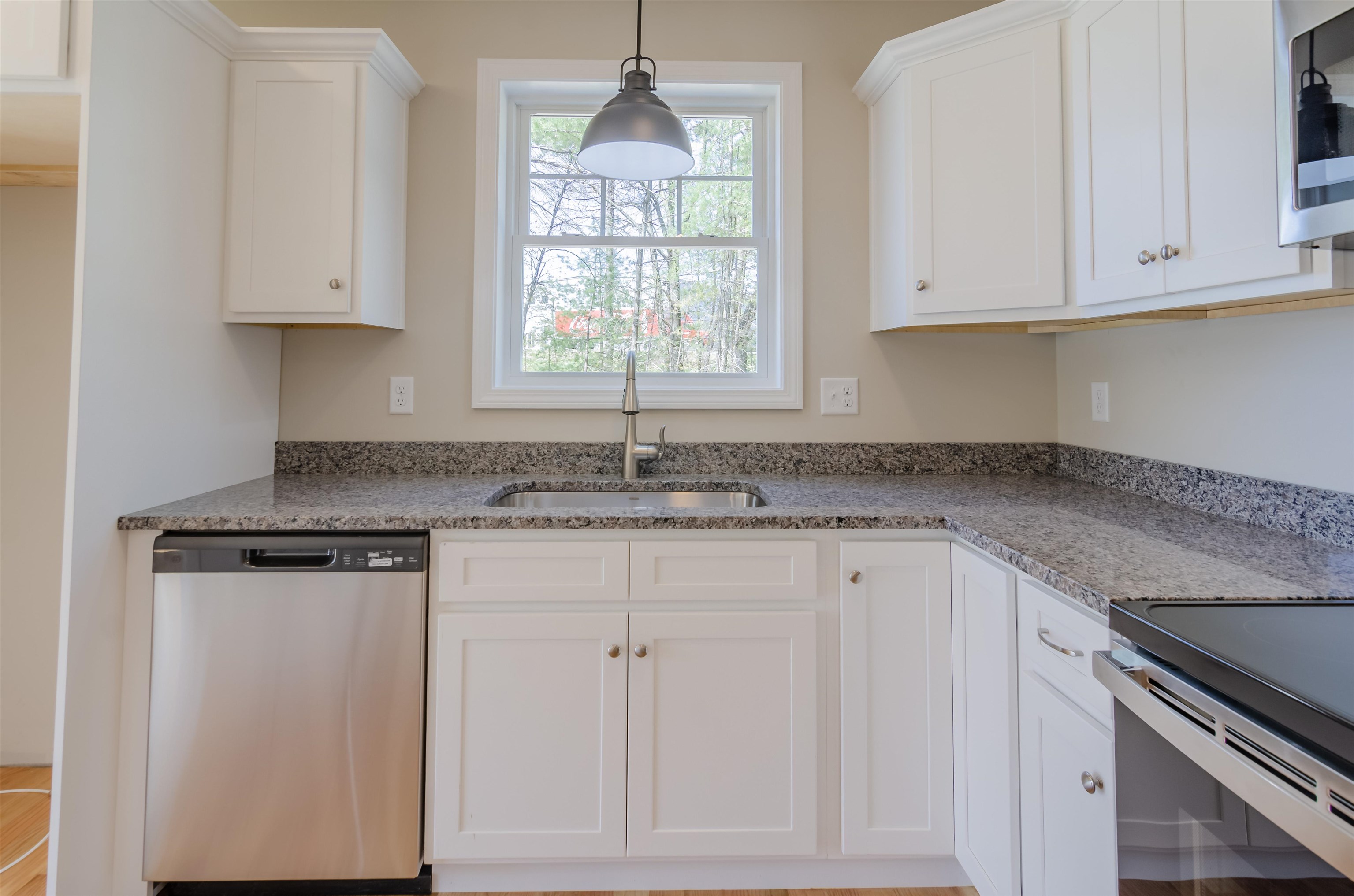 2 B Button Drive Londonderry, NH 03053 - Photo 6 of 19