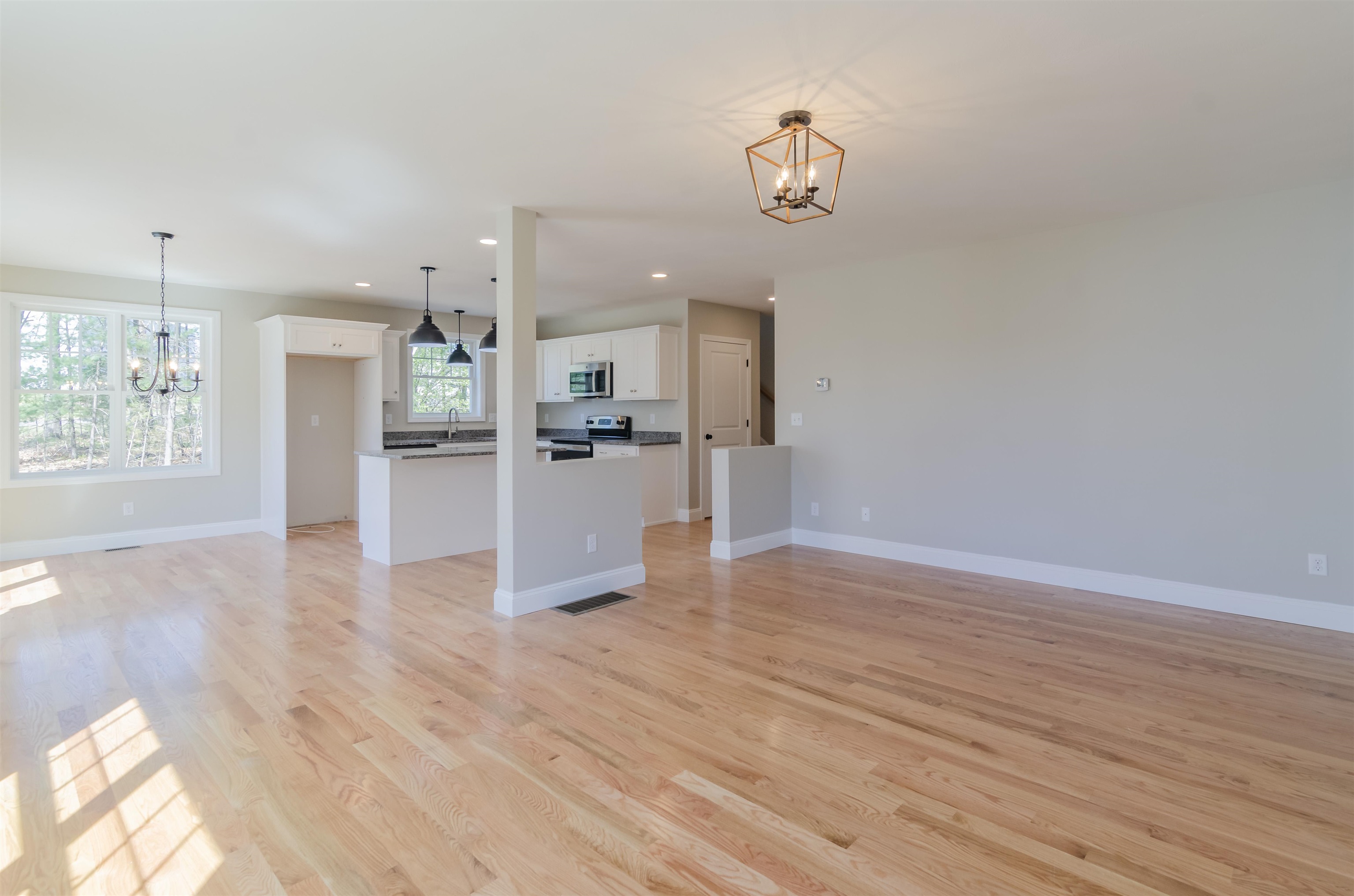 2 B Button Drive Londonderry, NH 03053 - Photo 8 of 19