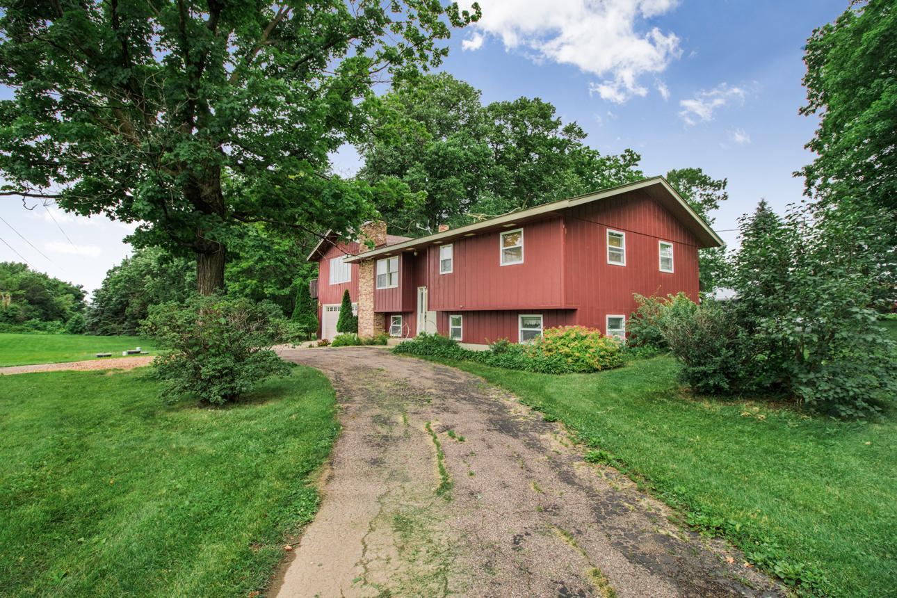 13566 Lexington Road Montgomery, MN 56069 - Photo 1 of 44 Gallery Image 1