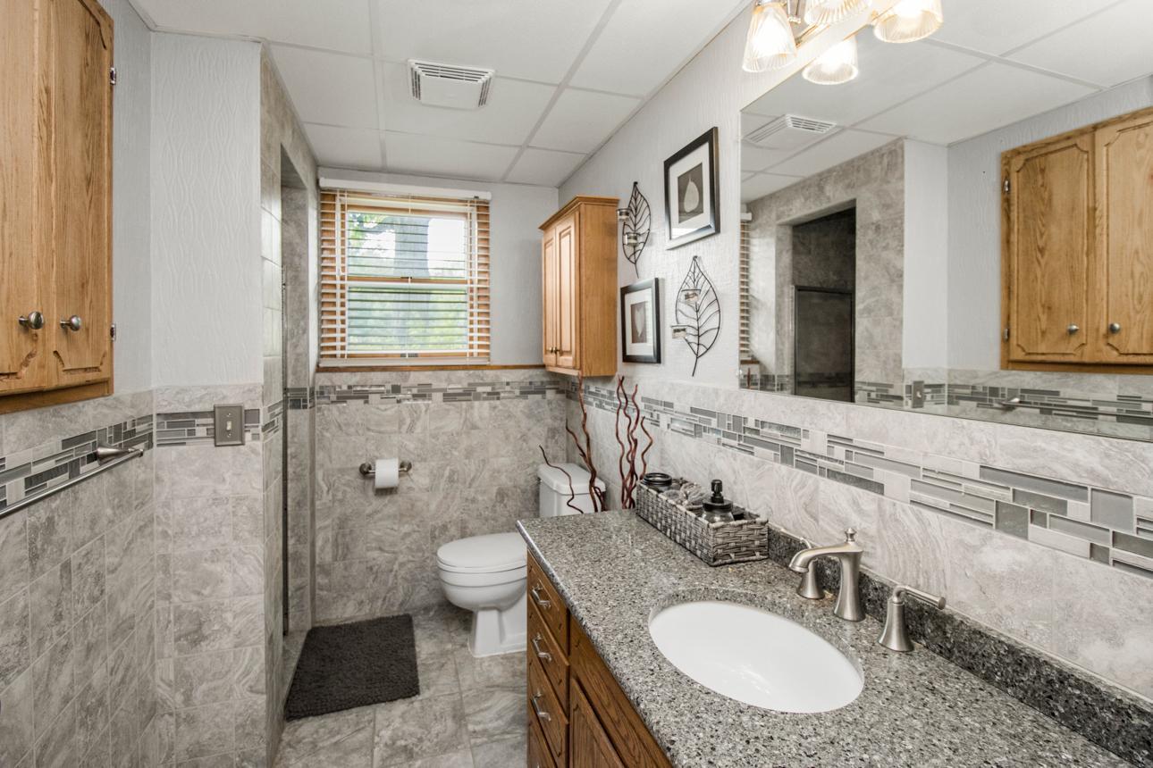 13566 Lexington Road Montgomery, MN 56069 - Photo 21 of 44 Gallery Image 21