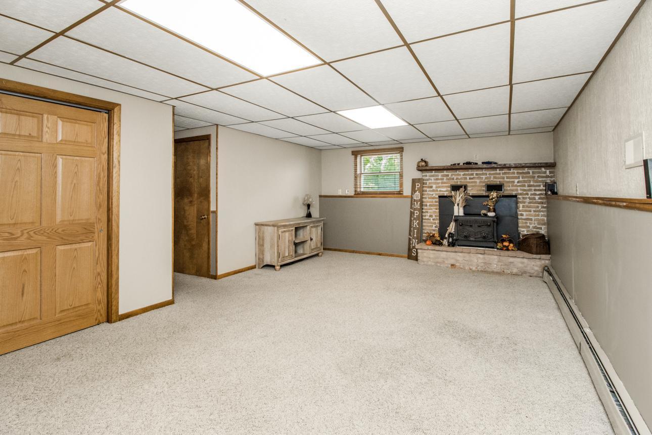 13566 Lexington Road Montgomery, MN 56069 - Photo 24 of 44 Gallery Image 24