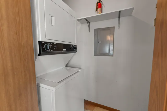 $215,000 | 2005 South 102nd Street, Unit E, West Allis, WI 53227