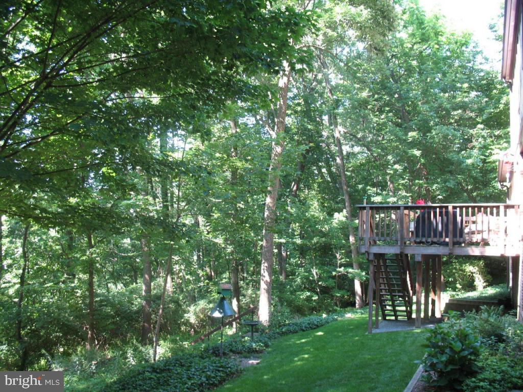 2499 Chestnut Ridge Drive Lancaster, PA 17601 - Photo 3 of 3 Gallery Image 3