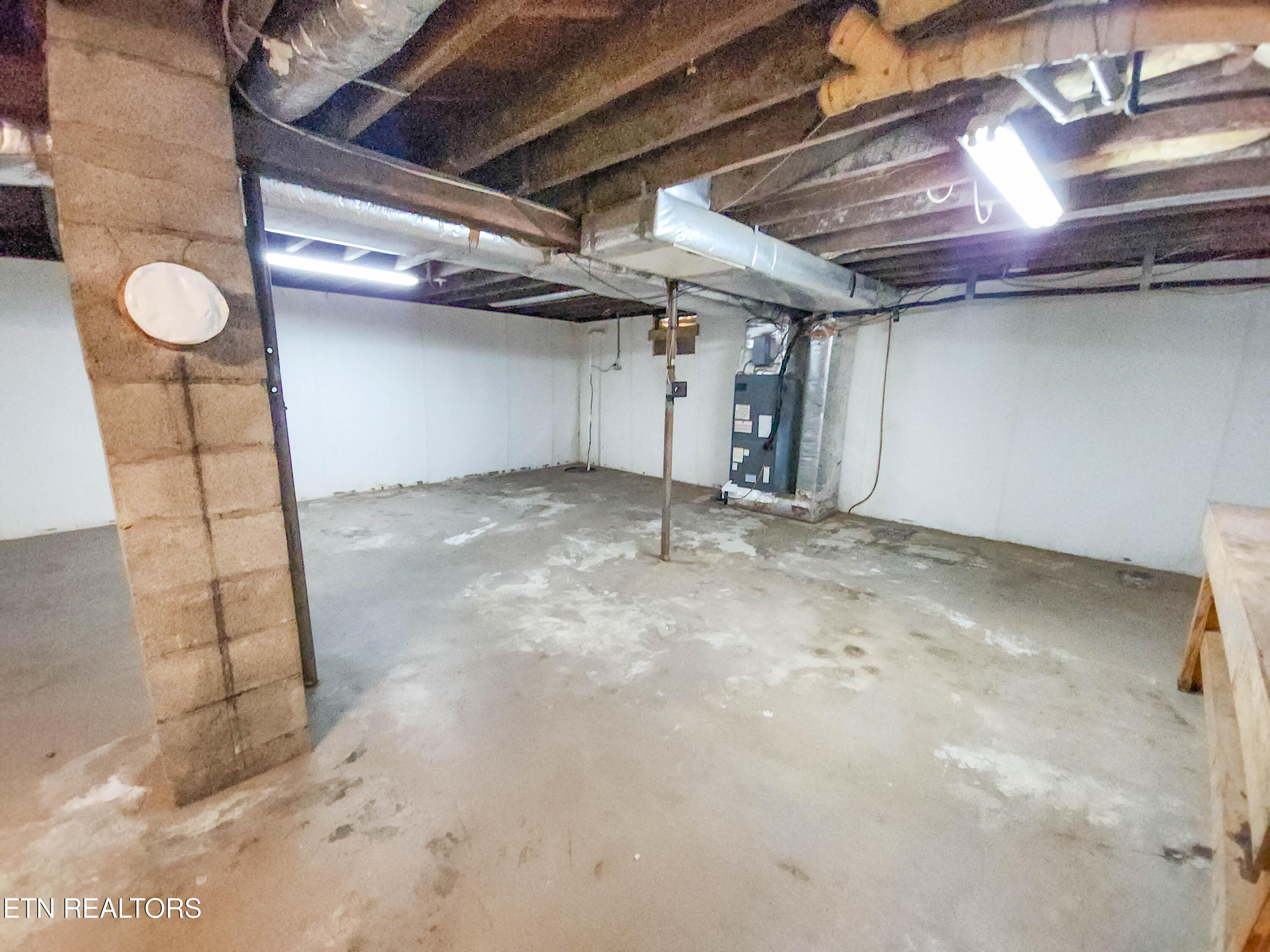 4127-4129 Crippen Road Knoxville, TN 37918 - Photo 27 of 41 crippen house bsmtn