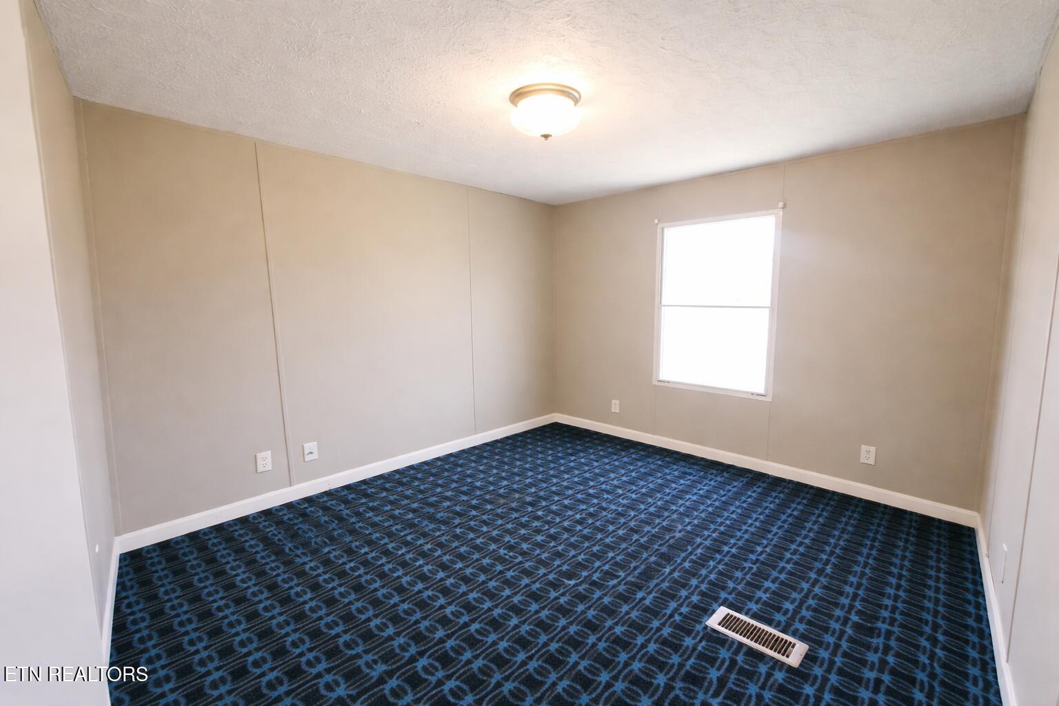 4127-4129 Crippen Road Knoxville, TN 37918 - Photo 32 of 41 1000039821