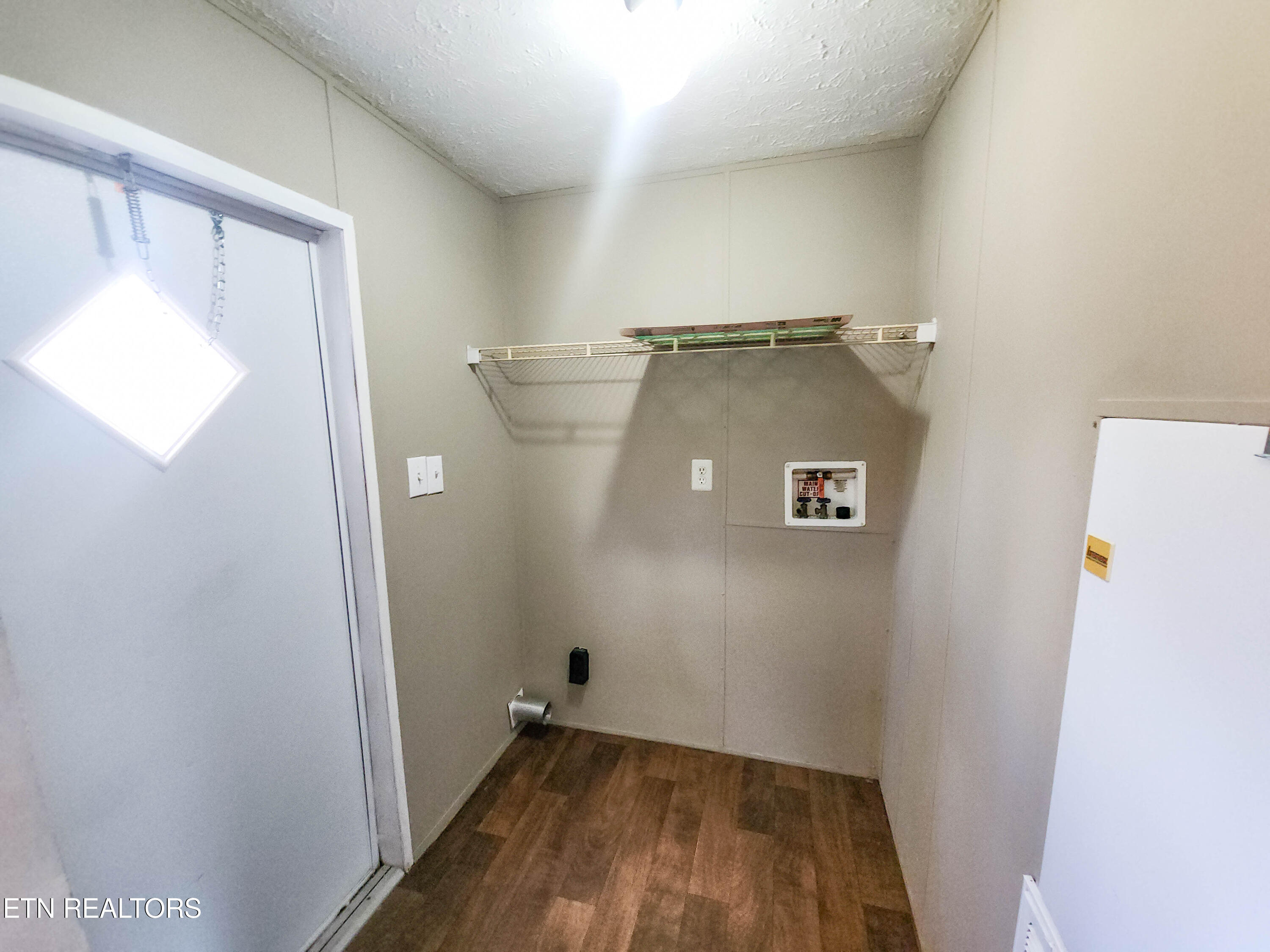 4127-4129 Crippen Road Knoxville, TN 37918 - Photo 39 of 41 crippen mobile laundry
