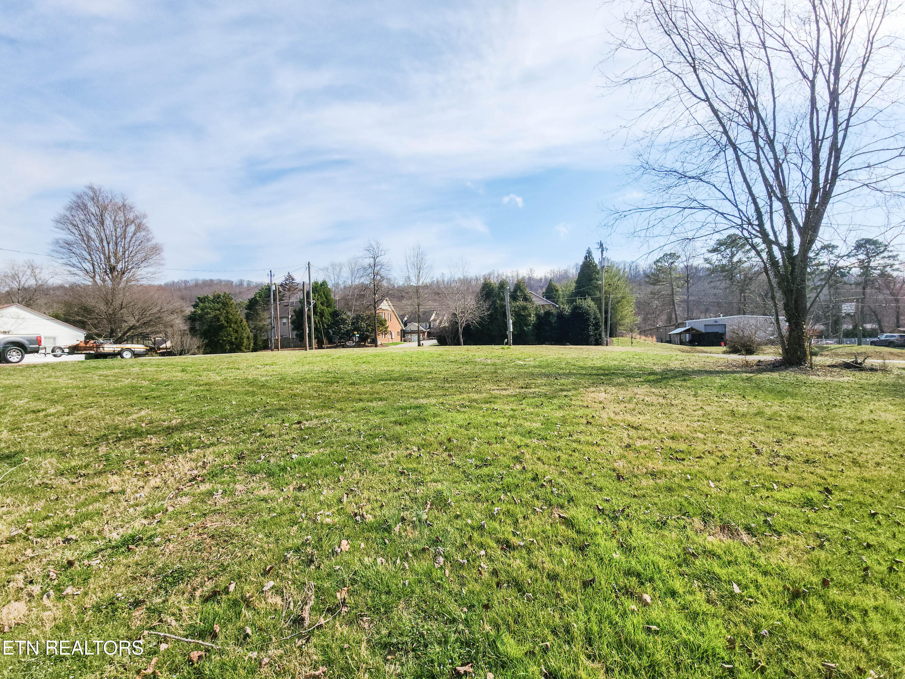 4127-4129 Crippen Road Knoxville, TN 37918 - Photo 40 of 41 crippen property2