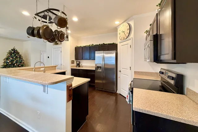 $2,150 | 416 Gianna Lane, Goose Creek, SC 29445