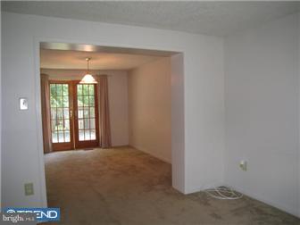 126 Risdon Street Mount Holly, NJ 08060 - Photo 4 of 11 Living Room