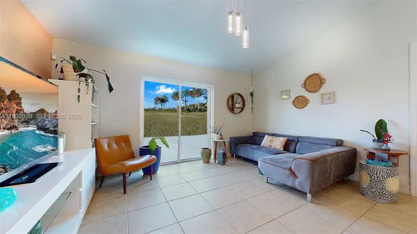 $615,000 | 2625 40th Avenue Southeast, Naples, FL 34117